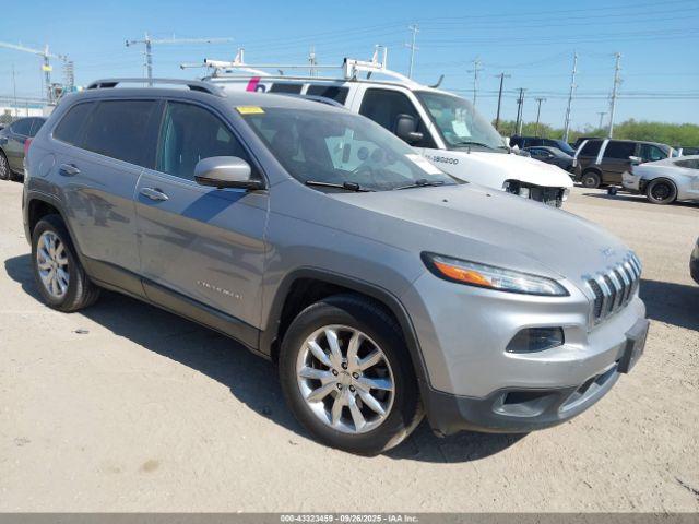  Salvage Jeep Cherokee
