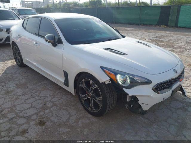  Salvage Kia Stinger