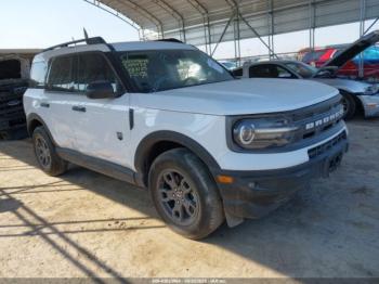  Salvage Ford Bronco