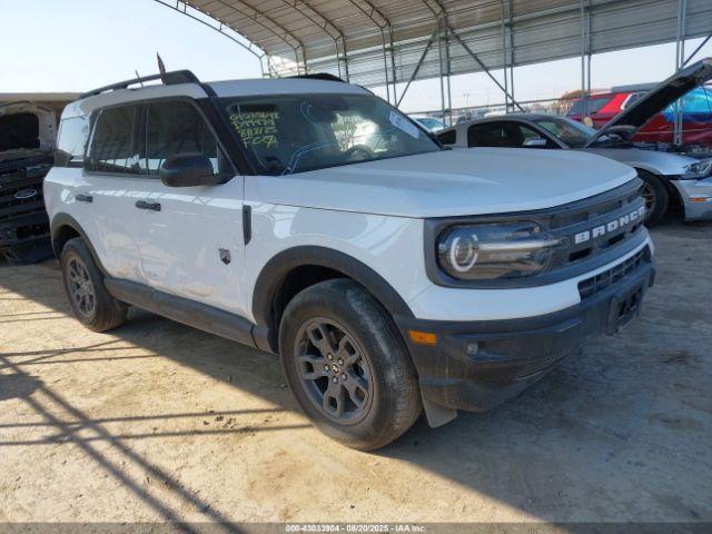 Salvage Ford Bronco