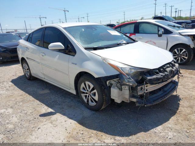  Salvage Toyota Prius