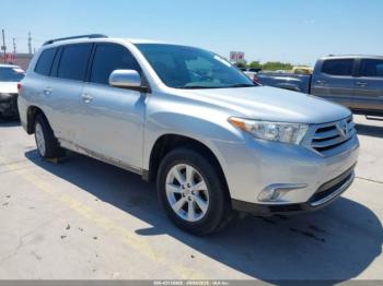  Salvage Toyota Highlander