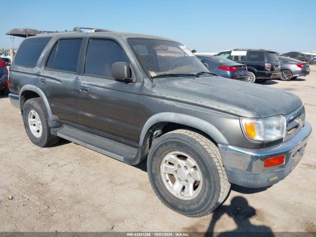  Salvage Toyota 4Runner
