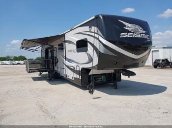  Salvage Jayco 4113