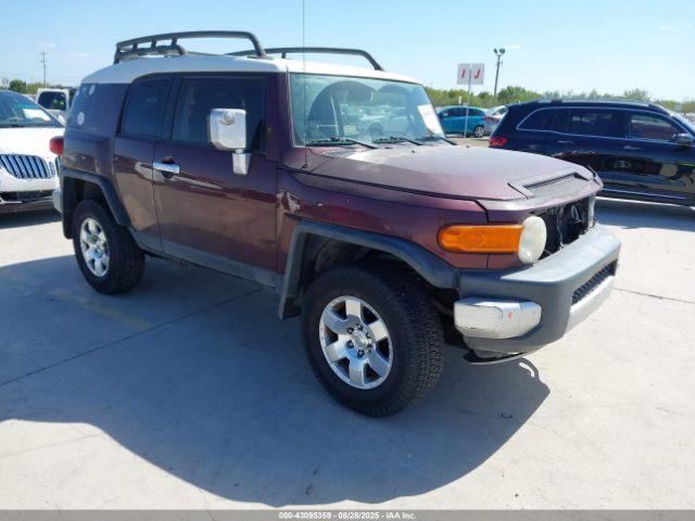  Salvage Toyota FJ Cruiser