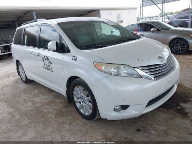  Salvage Toyota Sienna