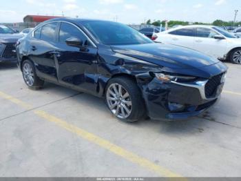  Salvage Mazda Mazda3