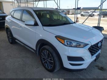  Salvage Hyundai TUCSON