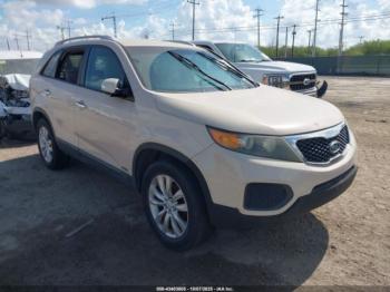  Salvage Kia Sorento