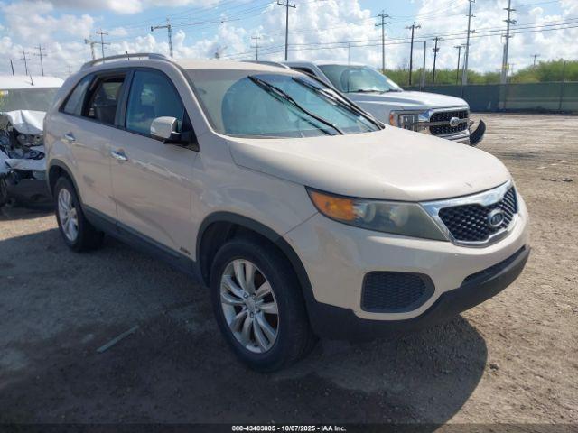  Salvage Kia Sorento
