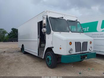  Salvage Workhorse Custom Cha Commercial Chassis