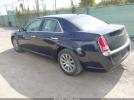 Chrysler 300 Limited Image 5