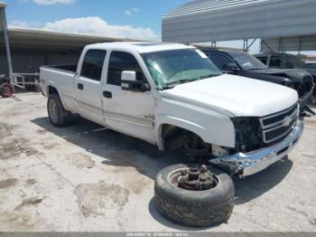  Salvage Chevrolet Silverado 2500