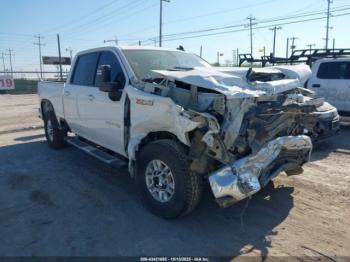  Salvage Chevrolet Silverado 2500