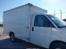 General Motors Savana Cutaway Work Van Image 11