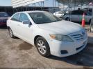 Toyota Camry Le Image 1