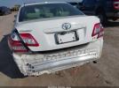 Toyota Camry Le Image 5