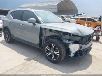  Salvage Volvo XC40