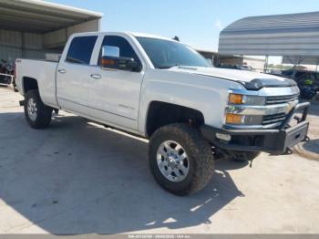  Salvage Chevrolet Silverado 2500