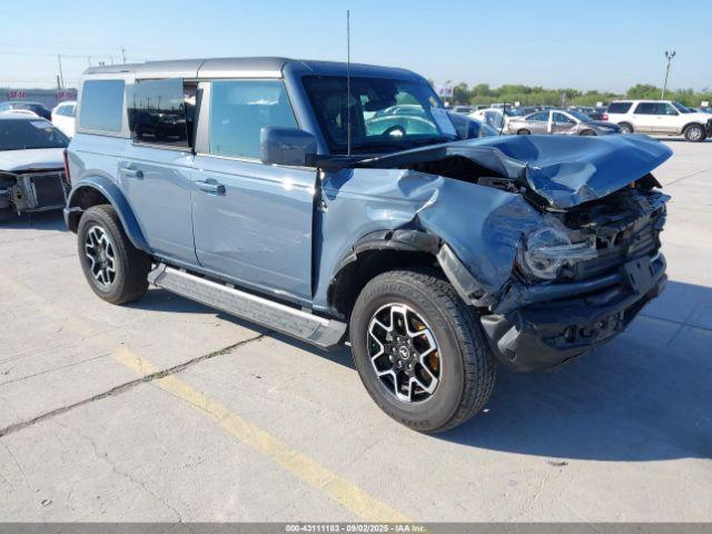  Salvage Ford Bronco