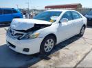 Toyota Camry Le Image 3