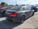 Chevrolet Cruze Ls Auto Image 5