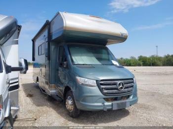  Salvage Mercedes-Benz Sprinter