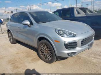 Salvage Porsche Cayenne
