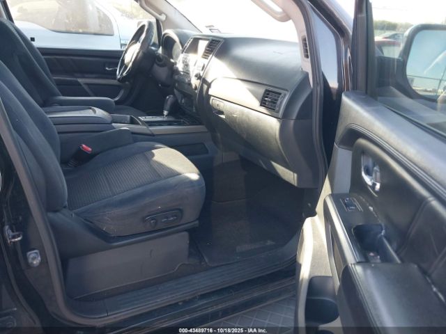 Nissan Armada Sv Image 8