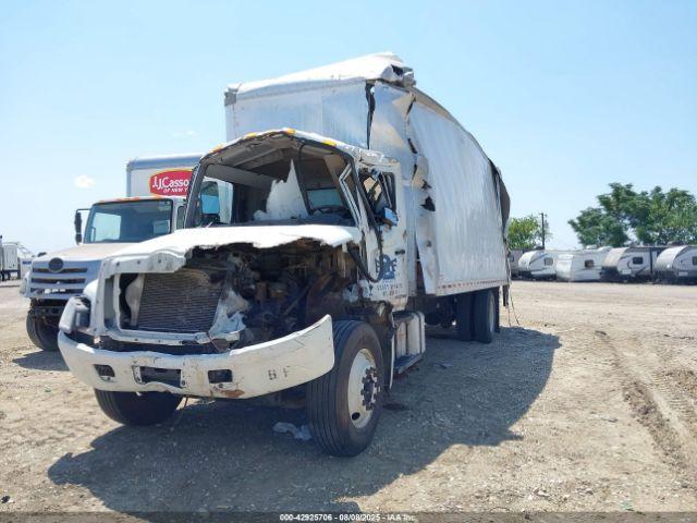  Salvage Hino 258 268