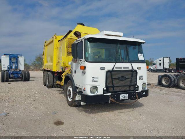  Salvage Autocar Llc Xpeditor