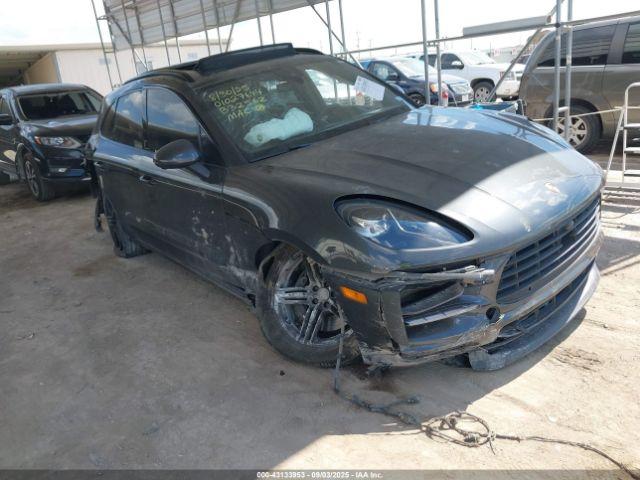  Salvage Porsche Macan