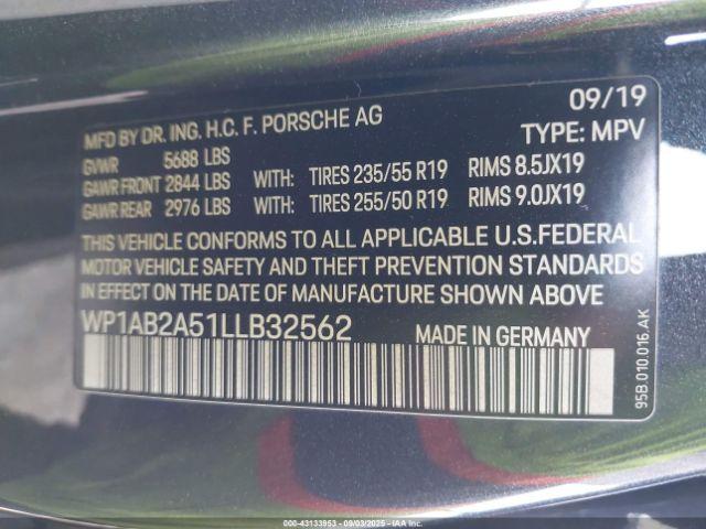 Porsche Macan S Image 11