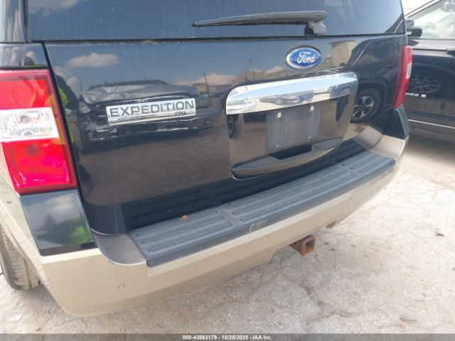 Ford Expedition Xlt Image 2