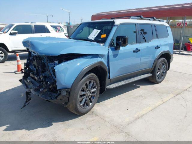 Toyota Land Cruiser Image 3