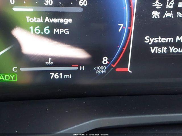 Toyota Land Cruiser Image 14