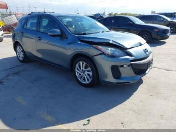  Salvage Mazda Mazda3