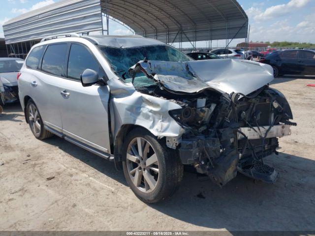  Salvage Nissan Pathfinder