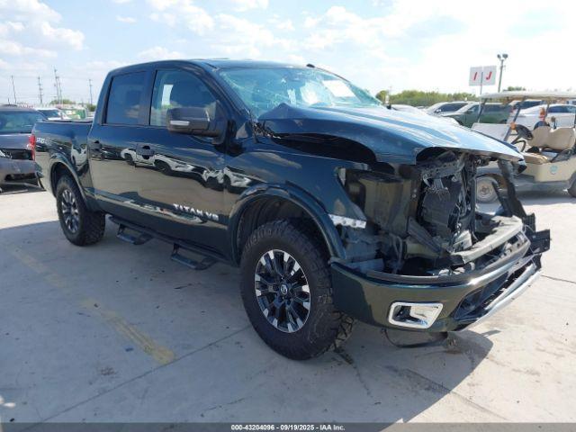  Salvage Nissan Titan