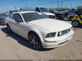  Salvage Ford Mustang