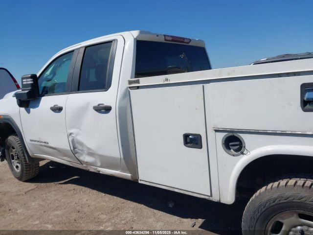 GMC Sierra 2500 2wd Double Cab Long Bed Pro Image 18
