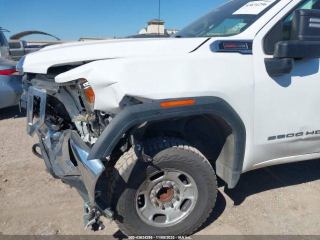 GMC Sierra 2500 2wd Double Cab Long Bed Pro Image 19