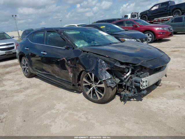  Salvage Nissan Maxima
