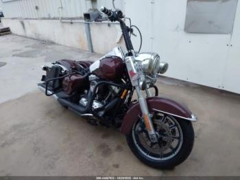  Salvage Harley-Davidson Flhr