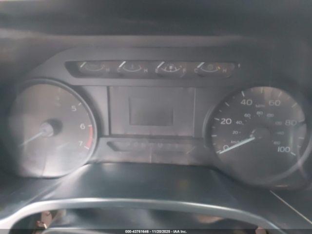 Ford F-250 Xl Image 11