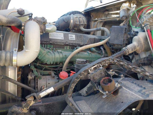 Volvo Vn Vnl Image 13