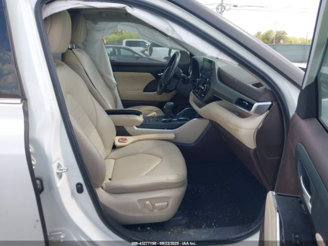 Toyota Highlander Xle Image 5