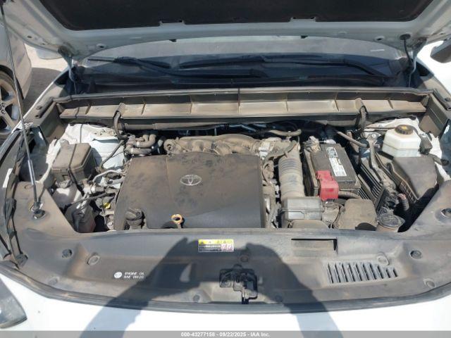 Toyota Highlander Xle Image 16