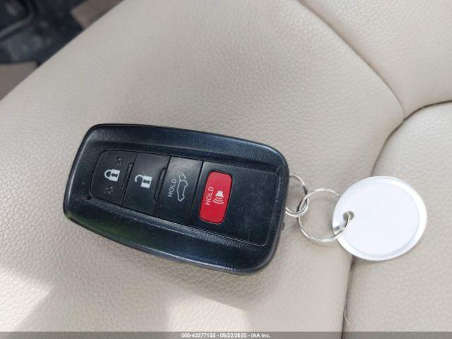 Toyota Highlander Xle Image 14