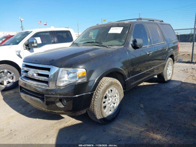 Ford Expedition Xlt Image 2
